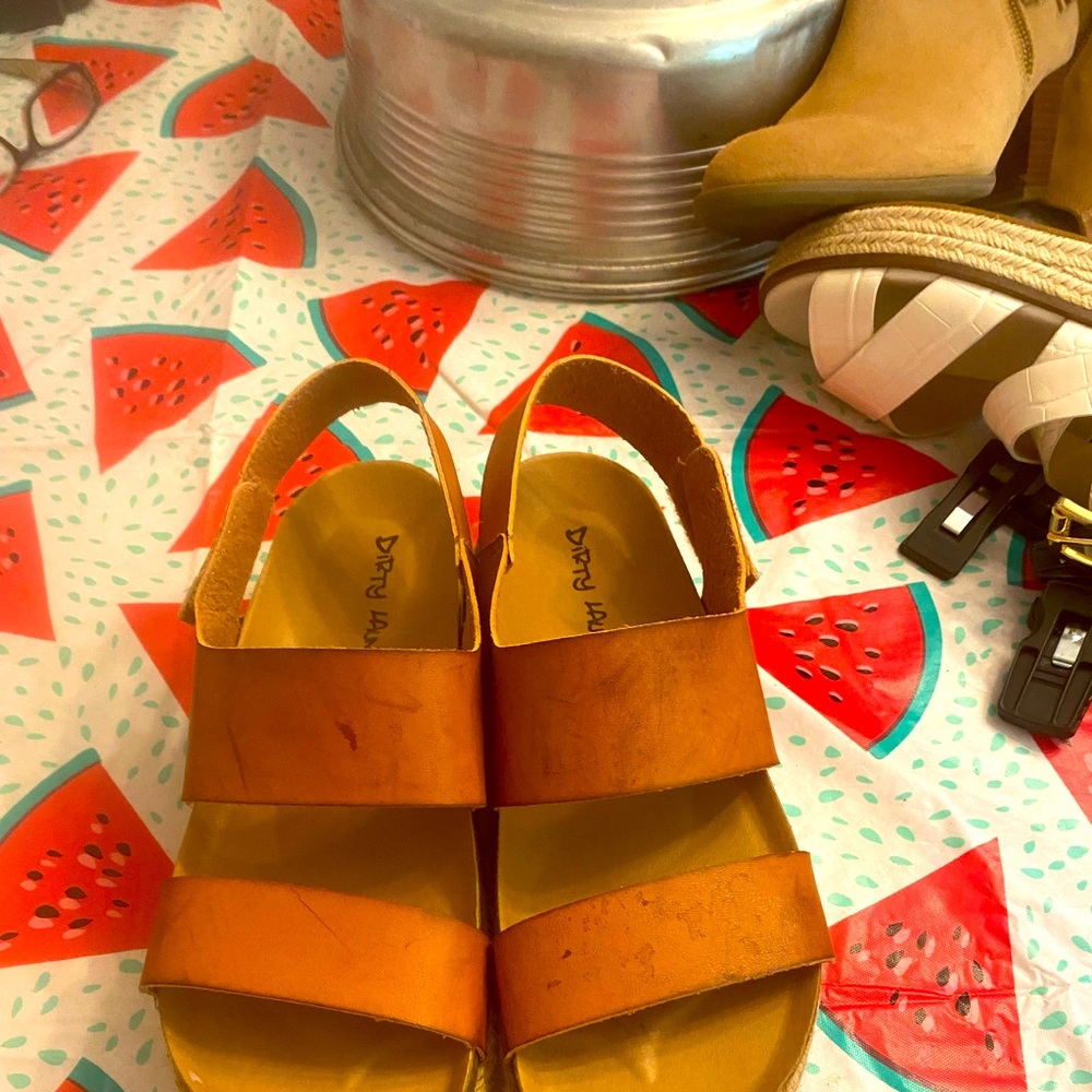 Wedges brown leather straps